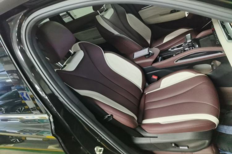 Used Geely Auto Monjaro L 2024 2.0TD High-Power Automatic Two-Wheel Drive Yunqi Version Right Front Seat