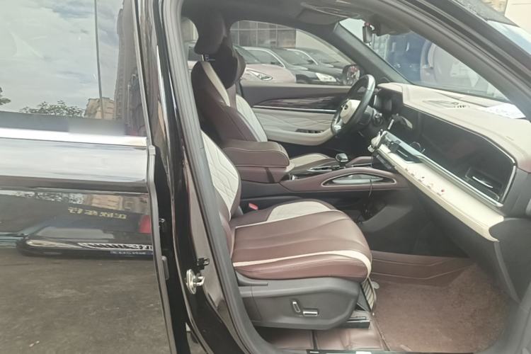 Used Geely Auto Monjaro L 2024 2.0TD High-Power Automatic Two-Wheel Drive Yunqi Version Right Front Seat
