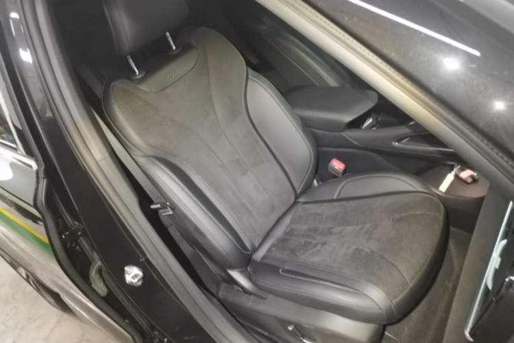 Used Geely Auto Monjaro L 2024 2.0TD High-Power Automatic Two-Wheel Drive Skyline Edition Right Front Seat