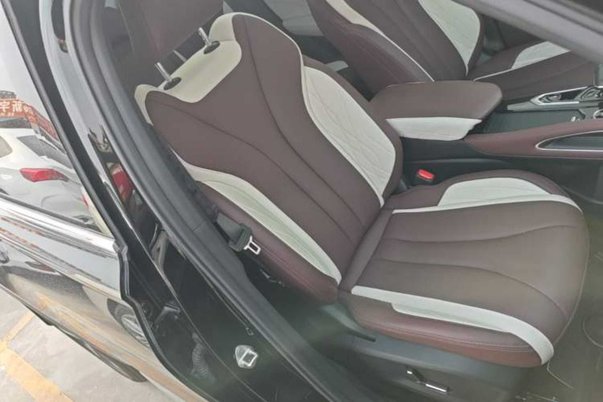 Used Geely Auto Monjaro L 2024 2.0TD High-Power Automatic Two-Wheel Drive Yunqi Version Right Front Seat