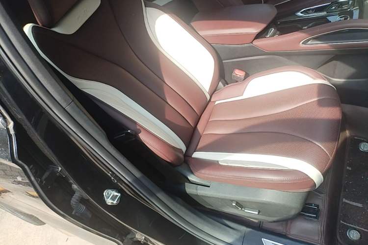 Used Geely Auto Monjaro L 2024 2.0TD High-Power Automatic Two-Wheel Drive Yunqi Version Right Front Seat