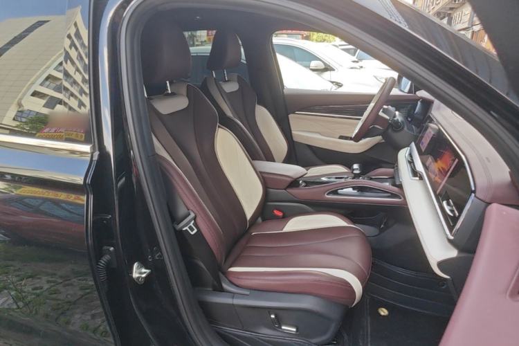 Used Geely Auto Monjaro L 2024 2.0TD High-Power Automatic Two-Wheel Drive Skyline Edition Right Front Seat