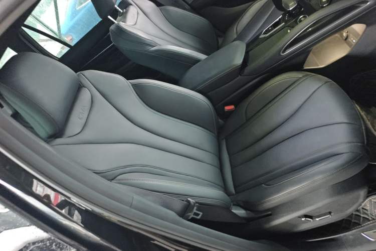 Used Geely Auto Monjaro L 2024 2.0TD DCT EVO Two-Wheel Drive Long-Range Version Right Front Seat