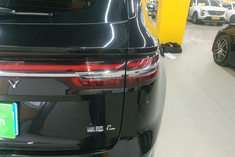 Used Geely Auto Monjaro L 2024 2.0TD DCT EVO Two-Wheel Drive Long-Range Version Right Rear Taillight