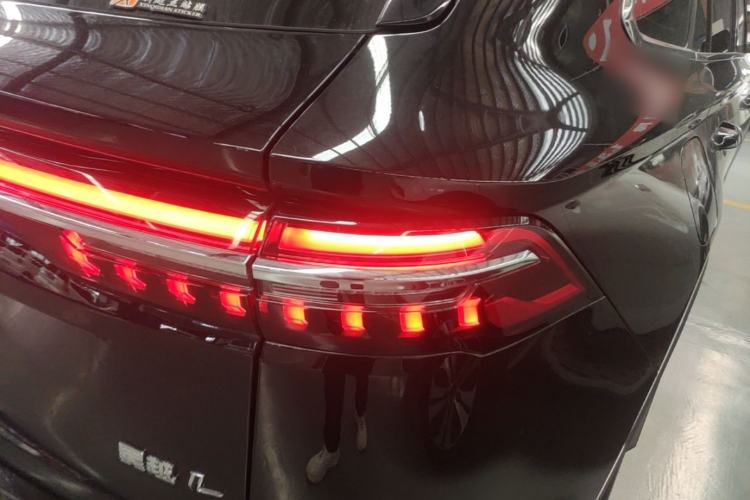 Used Geely Auto Monjaro L 2024 2.0TD DCT EVO Two-Wheel Drive Long-Range Version Right Rear Taillight