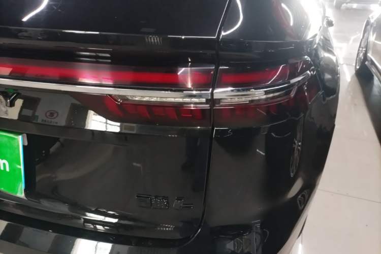 Used Geely Auto Monjaro L 2024 2.0TD High-Power Automatic Two-Wheel Drive Skyline Edition Right Rear Taillight