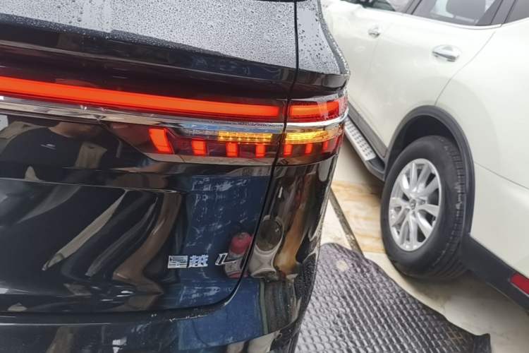 Used Geely Auto Monjaro L 2024 2.0TD High-Power Automatic Two-Wheel Drive Yunqi Version Right Rear Taillight