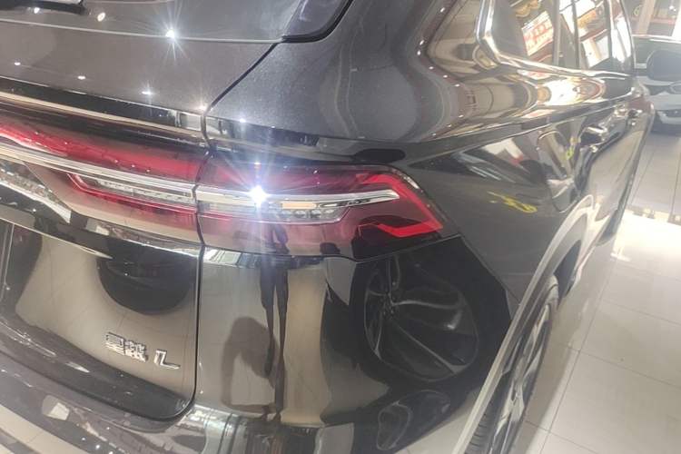 Used Geely Auto Monjaro L 2024 2.0TD DCT EVO Two-Wheel Drive Long-Range Version Right Rear Taillight