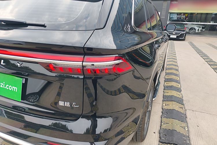 Used Geely Auto Monjaro L 2024 2.0TD DCT EVO Two-Wheel Drive Long-Range Version Right Rear Taillight