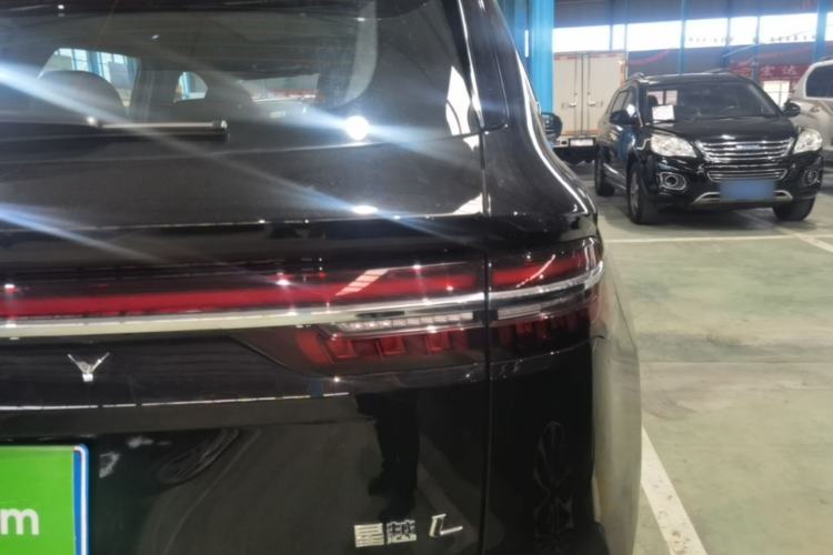 Used Geely Auto Monjaro L 2024 2.0TD DCT EVO Two-Wheel Drive Long-Range Version Right Rear Taillight