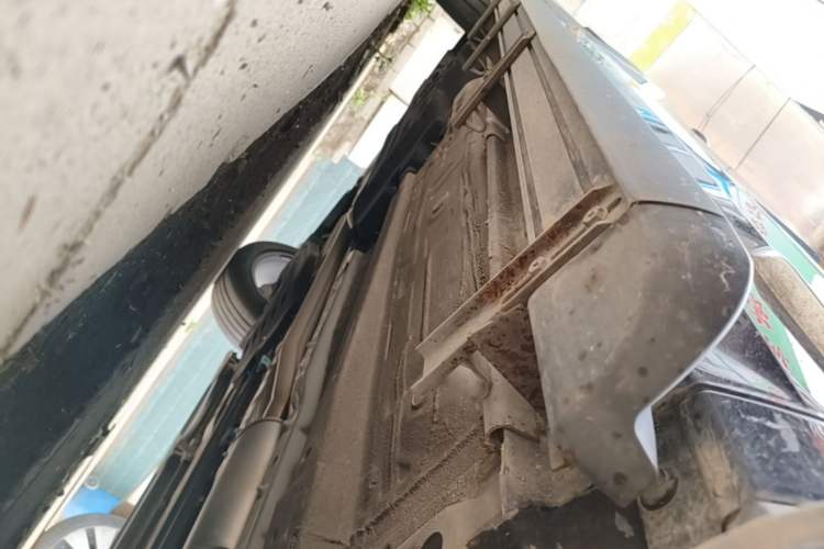 Used Geely Auto Monjaro L 2024 2.0TD High-Power Automatic Two-Wheel Drive Yunqi Version Right Side Sill