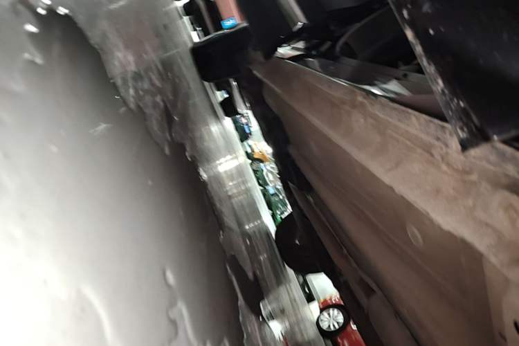 Used Geely Auto Monjaro L 2024 2.0TD DCT EVO Two-Wheel Drive Long-Range Version Right Side Sill