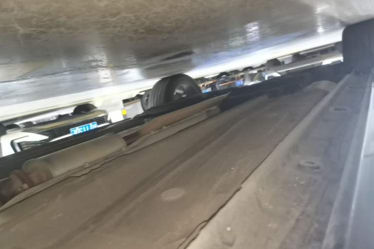 Used Geely Auto Monjaro L 2024 2.0TD High-Power Automatic Two-Wheel Drive Skyline Edition Right Side Sill