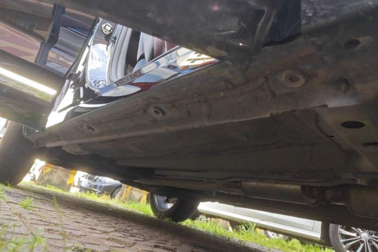 Used Geely Auto Monjaro L 2024 2.0TD High-Power Automatic Two-Wheel Drive Skyline Edition Right Side Sill