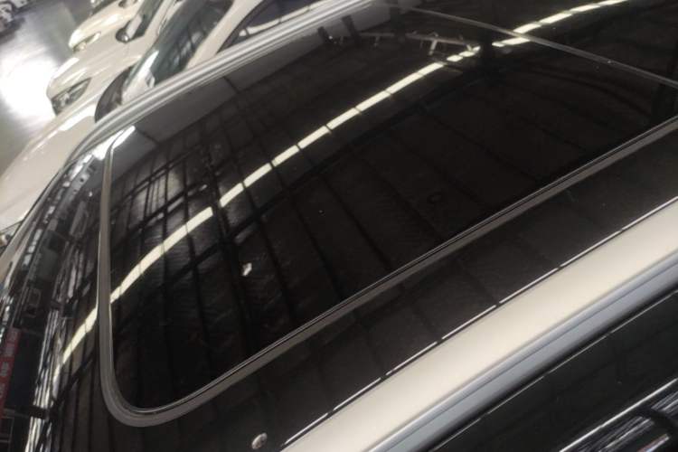 Used Geely Auto Monjaro L 2024 2.0TD DCT EVO Two-Wheel Drive Long-Range Version Roof