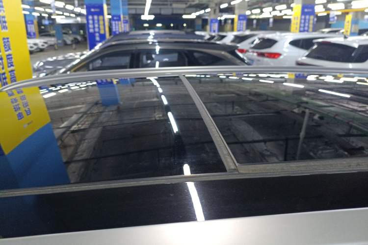 Used Geely Auto Monjaro L 2024 2.0TD High-Power Automatic Two-Wheel Drive Yunqi Version Roof