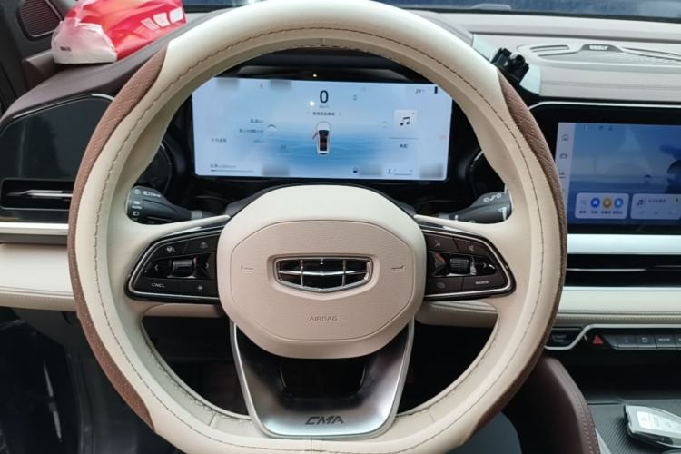 Used Geely Auto Monjaro L 2024 2.0TD High-Power Automatic Two-Wheel Drive Yunqi Version Steering Wheel