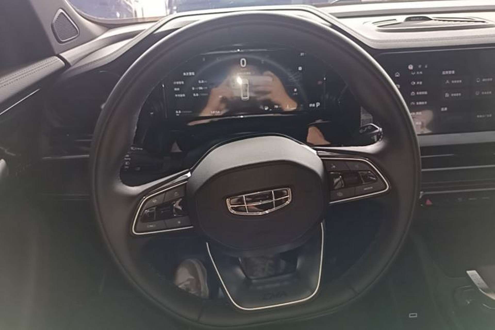 Used Geely Auto Monjaro L 2024 2.0TD DCT EVO Two-Wheel Drive Long-Range Version Steering Wheel