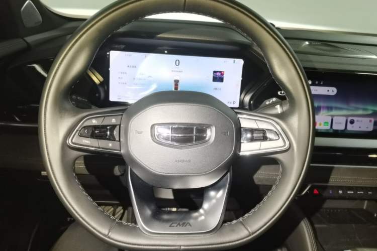 Used Geely Auto Monjaro L 2024 2.0TD High-Power Automatic Two-Wheel Drive Skyline Edition Steering Wheel