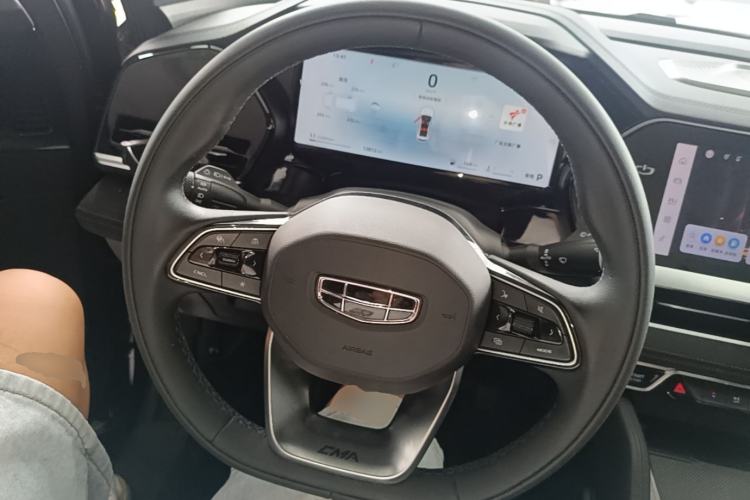 Used Geely Auto Monjaro L 2024 2.0TD High-Power Automatic Two-Wheel Drive Skyline Edition Steering Wheel