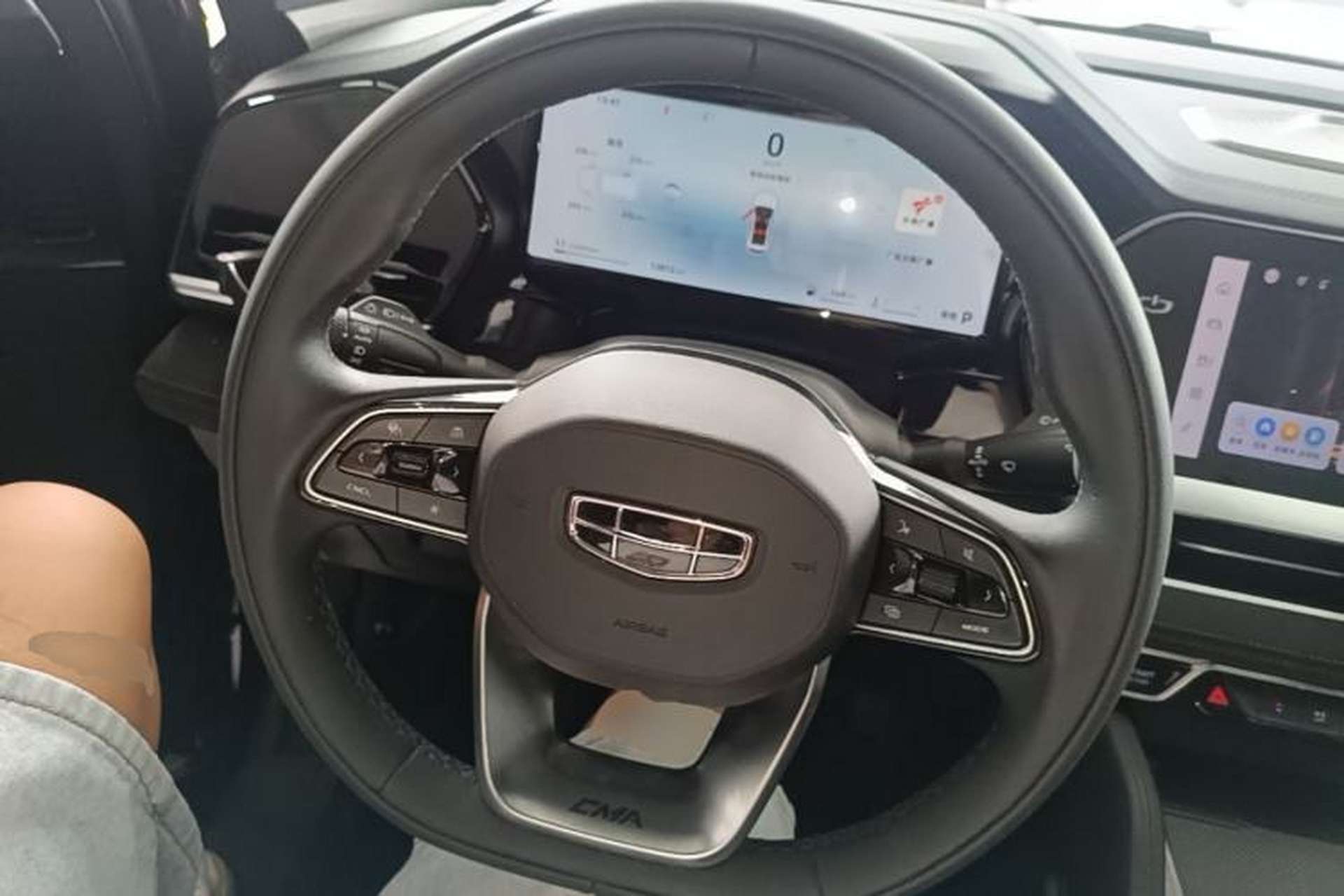 Used Geely Auto Monjaro L 2024 2.0TD High-Power Automatic Two-Wheel Drive Skyline Edition Steering Wheel