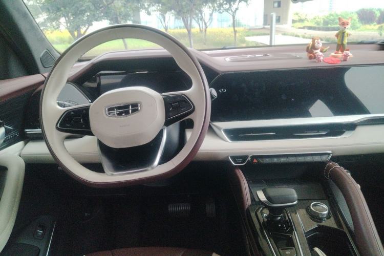 Used Geely Auto Monjaro L 2024 2.0TD High-Power Automatic Two-Wheel Drive Yunqi Version Steering Wheel
