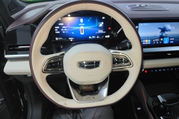 Used Geely Auto Monjaro L 2024 2.0TD High-Power Automatic Two-Wheel Drive Yunqi Version Steering Wheel