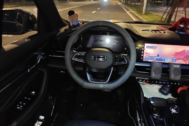 Used Geely Auto Monjaro L 2024 2.0TD DCT EVO Two-Wheel Drive Long-Range Version Steering Wheel
