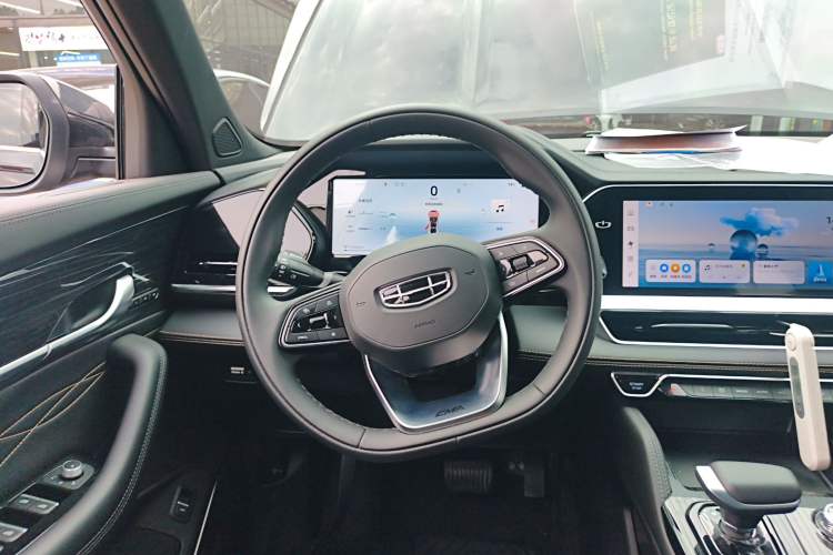 Used Geely Auto Monjaro L 2024 2.0TD DCT EVO Two-Wheel Drive Long-Range Version Steering Wheel