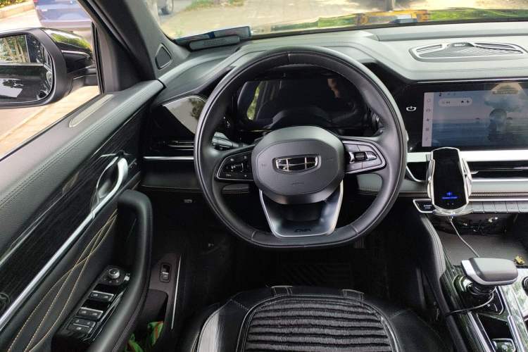 Used Geely Auto Monjaro L 2024 2.0TD DCT EVO Two-Wheel Drive Long-Range Version Steering Wheel