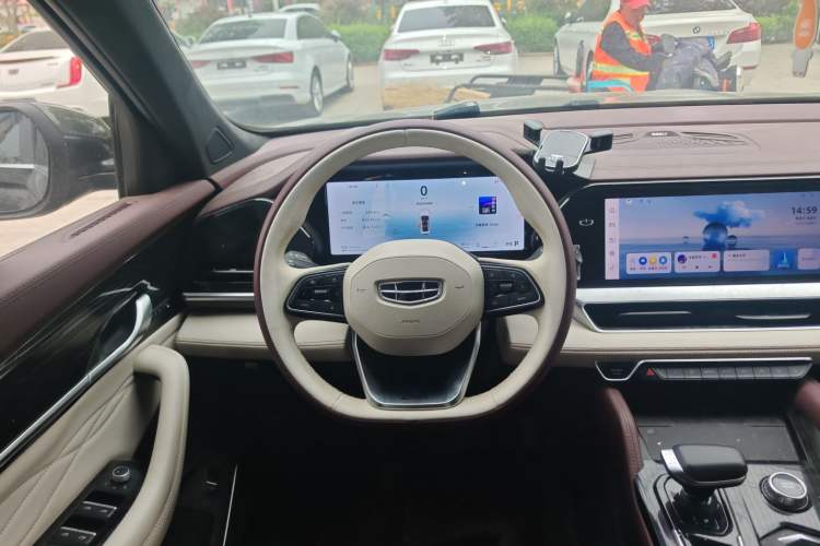 Used Geely Auto Monjaro L 2024 2.0TD High-Power Automatic Two-Wheel Drive Yunqi Version Steering Wheel