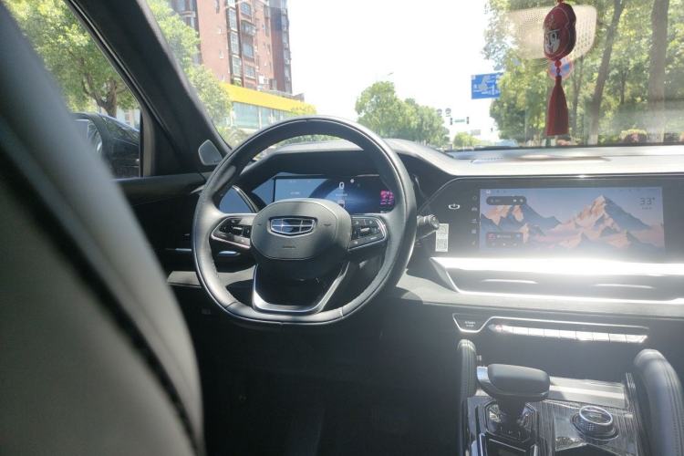 Used Geely Auto Monjaro L 2024 2.0TD High-Power Automatic Two-Wheel Drive Skyline Edition Steering Wheel