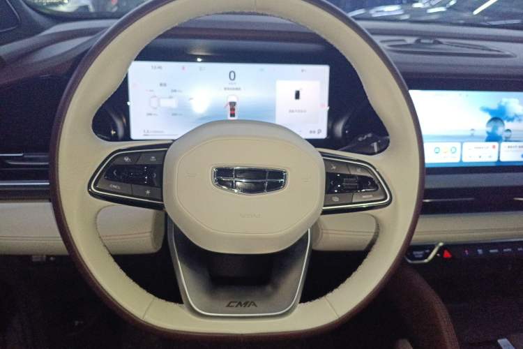 Used Geely Auto Monjaro L 2024 2.0TD High-Power Automatic Two-Wheel Drive Yunqi Version Steering Wheel