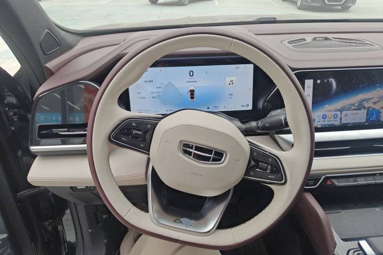 Used Geely Auto Monjaro L 2024 2.0TD High-Power Automatic Two-Wheel Drive Yunqi Version Steering Wheel