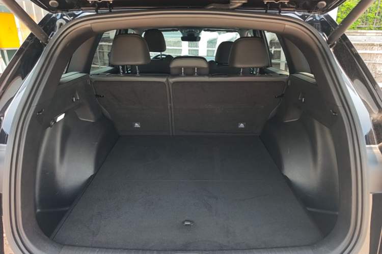 Used Geely Auto Monjaro L 2024 2.0TD DCT EVO Two-Wheel Drive Long-Range Version Trunk
