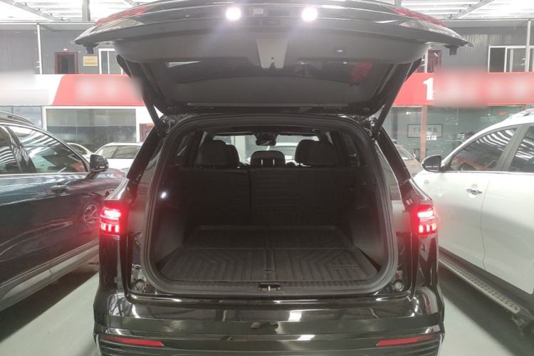 Used Geely Auto Monjaro L 2024 2.0TD DCT EVO Two-Wheel Drive Long-Range Version Trunk