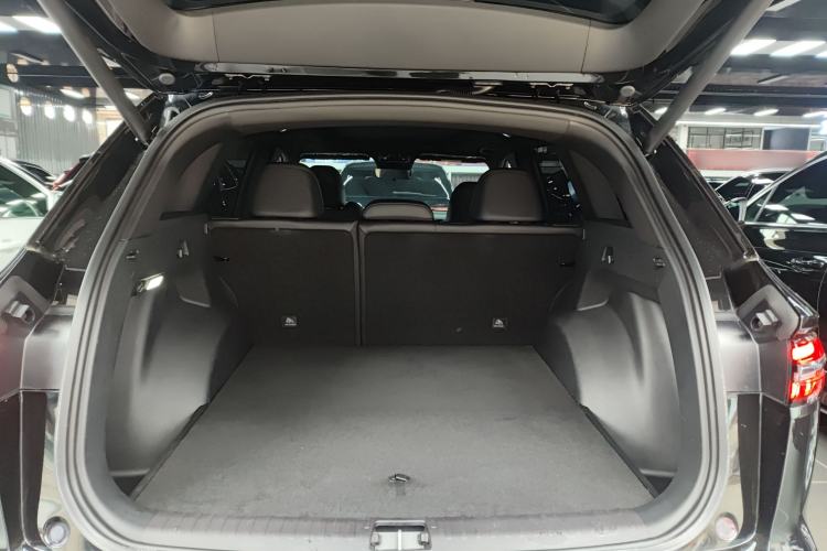 Used Geely Auto Monjaro L 2024 2.0TD DCT EVO Two-Wheel Drive Long-Range Version Trunk