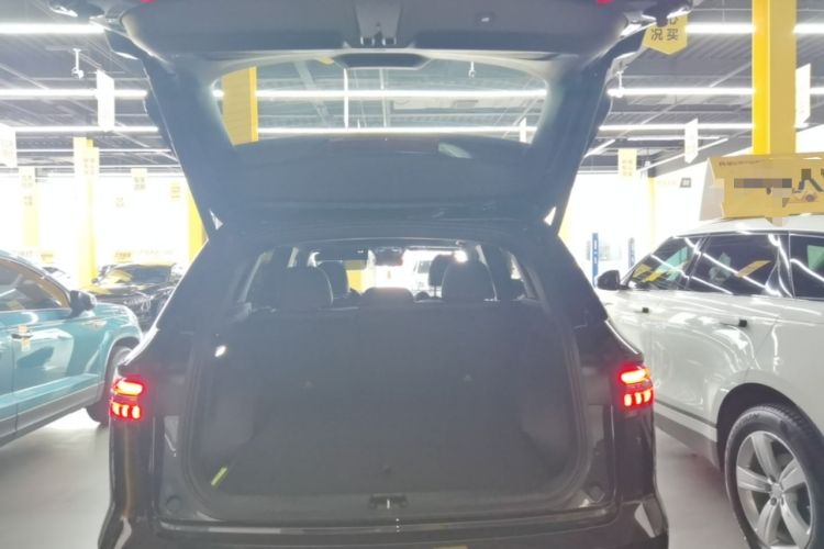 Used Geely Auto Monjaro L 2024 2.0TD DCT EVO Two-Wheel Drive Long-Range Version Trunk