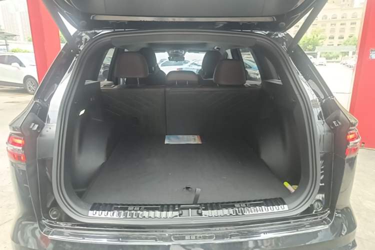 Used Geely Auto Monjaro L 2024 2.0TD High-Power Automatic Two-Wheel Drive Yunqi Version Trunk