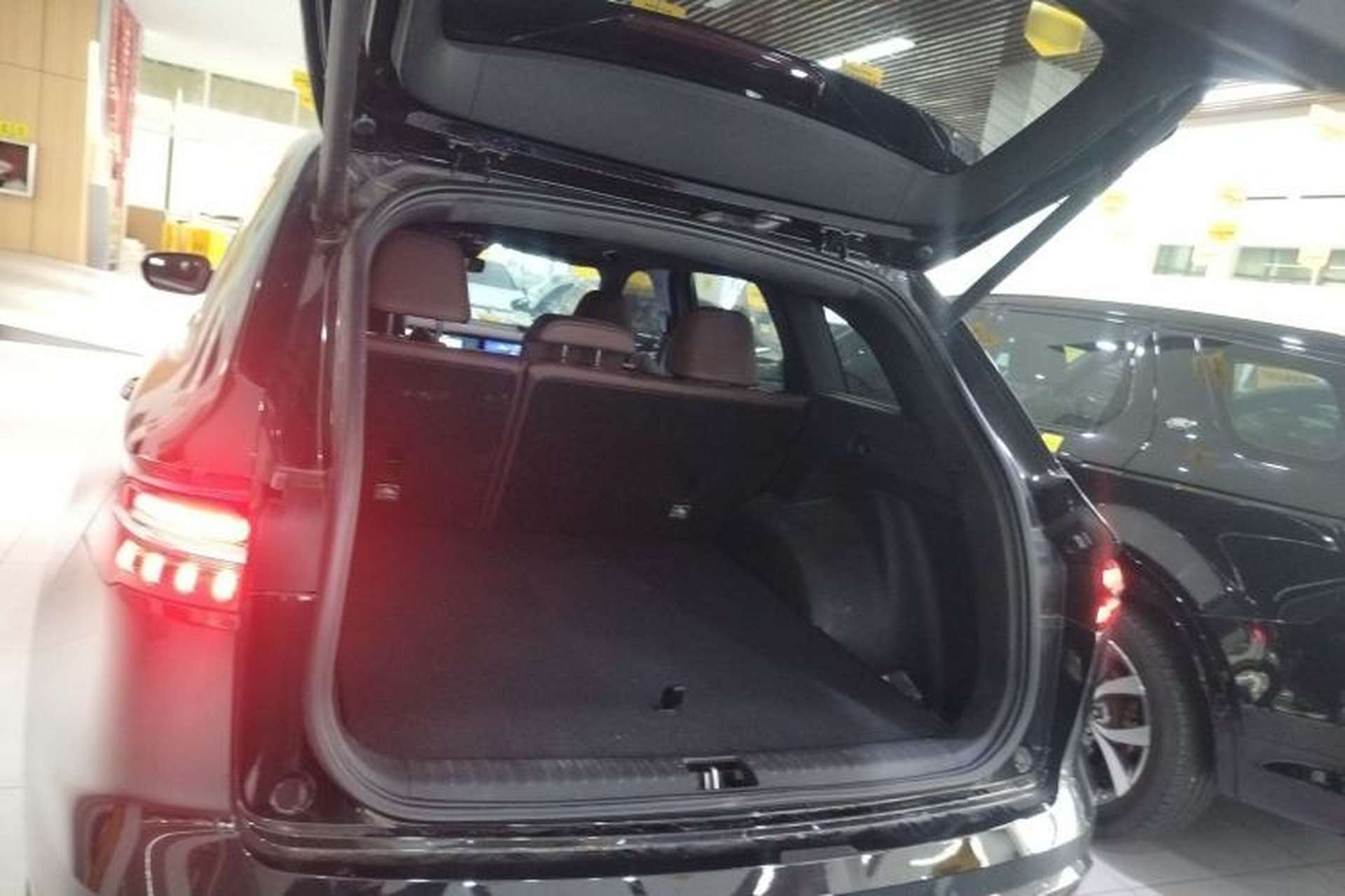 Used Geely Auto Monjaro L 2024 2.0TD High-Power Automatic Two-Wheel Drive Yunqi Version Trunk