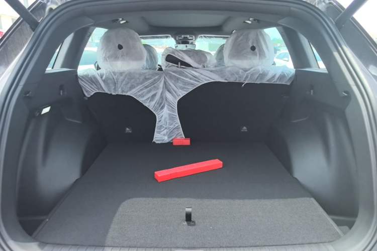 Used Geely Auto Monjaro L 2024 2.0TD DCT EVO Two-Wheel Drive Long-Range Version Trunk