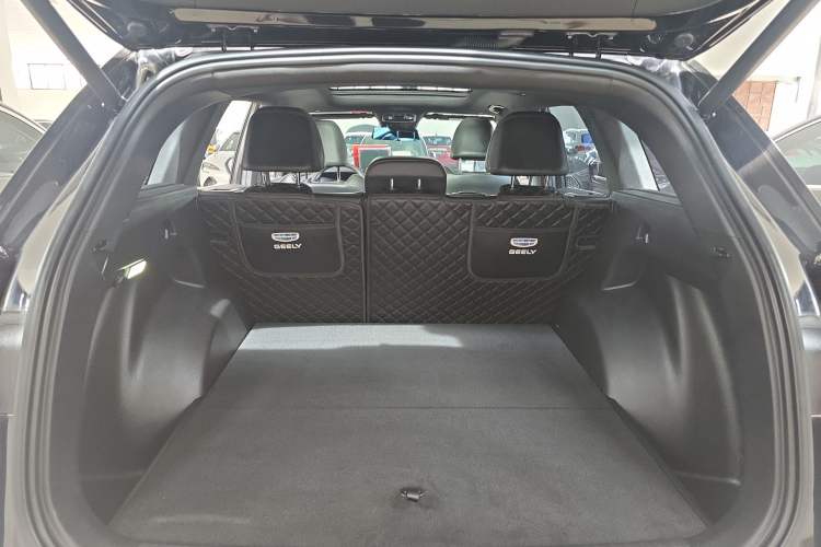 Used Geely Auto Monjaro L 2024 2.0TD DCT EVO Two-Wheel Drive Long-Range Version Trunk