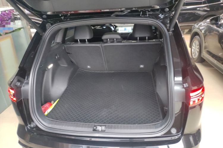 Used Geely Auto Monjaro L 2024 2.0TD DCT EVO Two-Wheel Drive Long-Range Version Trunk