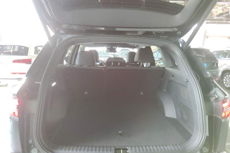 Used Geely Auto Monjaro L 2024 2.0TD High-Power Automatic Two-Wheel Drive Skyline Edition Trunk