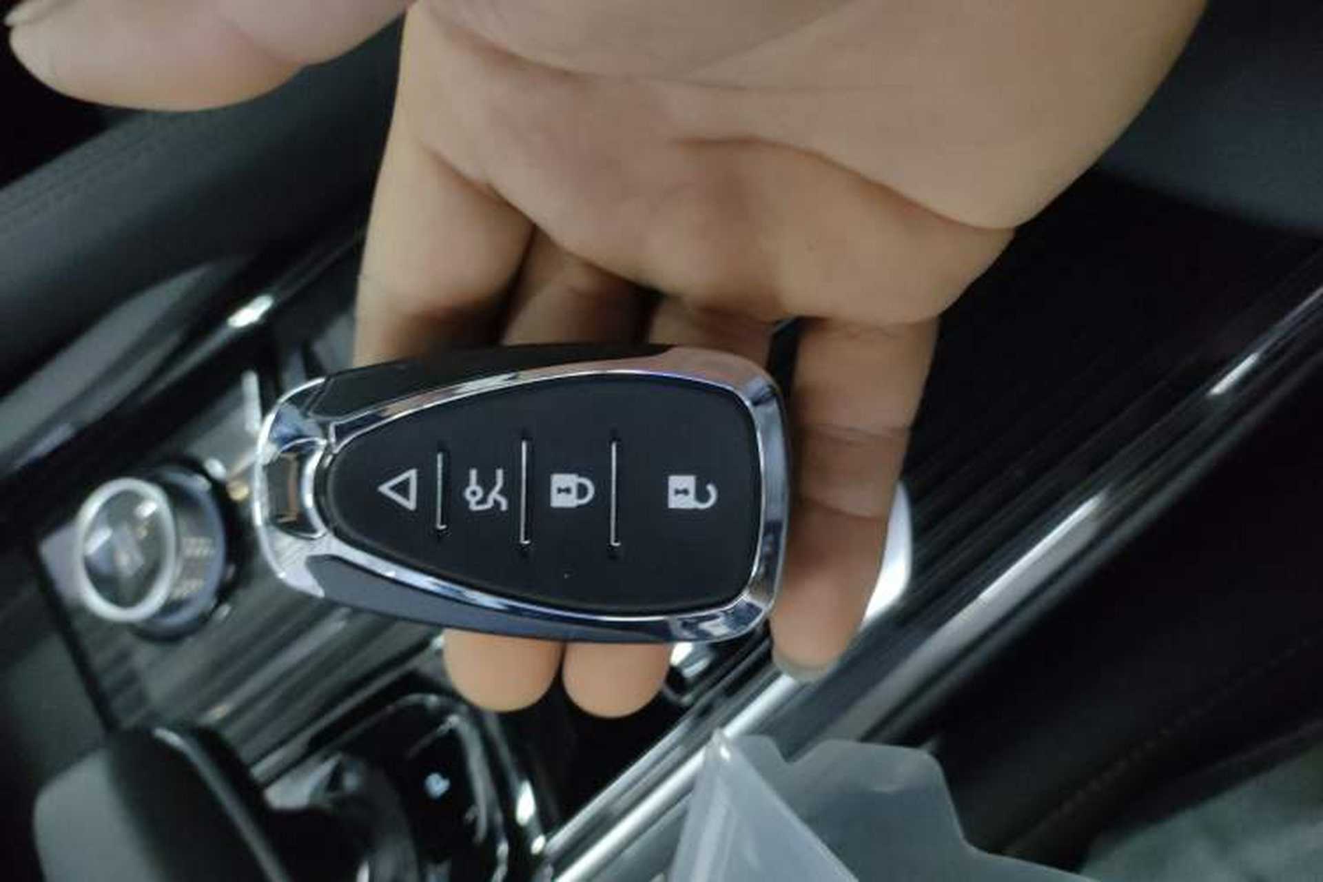 Used Geely Auto Monjaro L 2024 2.0TD DCT EVO Two-Wheel Drive Long-Range Version Vehicle Key