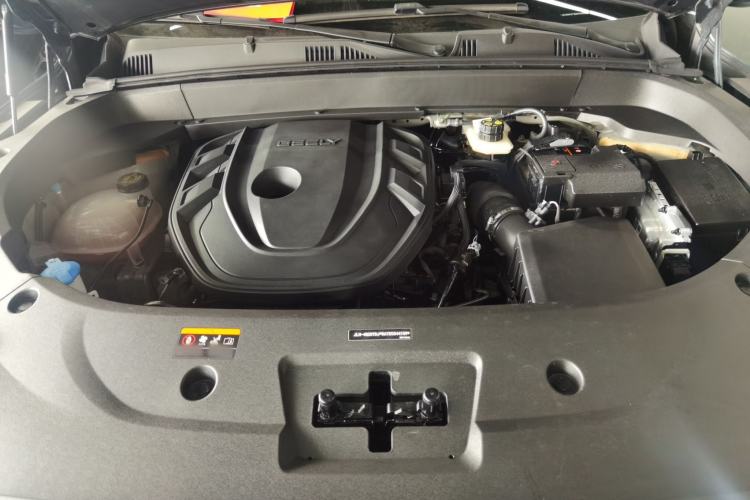 Used Geely Auto Monjaro L 2024 2.0TD DCT EVO Two-Wheel Drive Long-Range Version Engine Bay