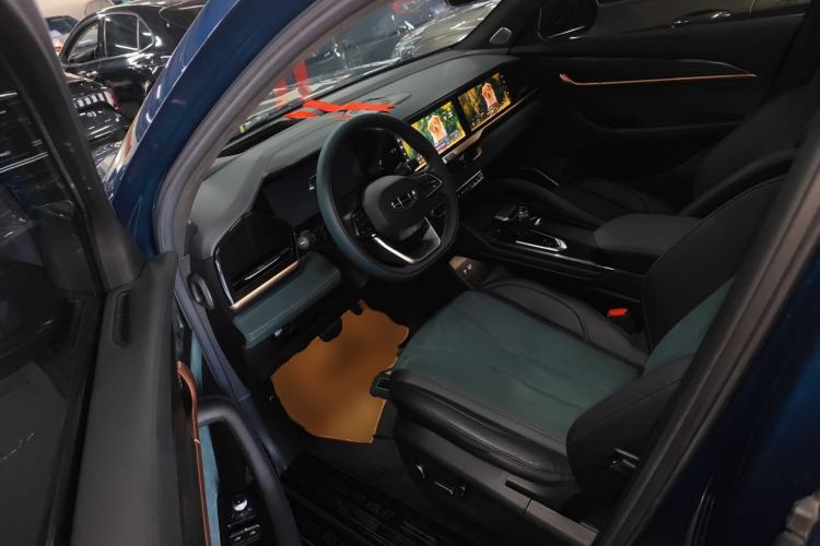 Used Geely Auto Monjaro L 2024 2.0TD High-Power Automatic Two-Wheel Drive Skyline Edition Interior 3