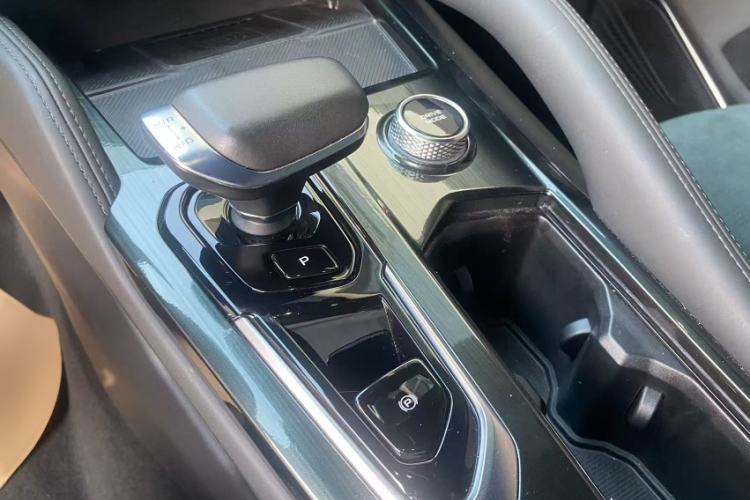 Used Geely Auto Monjaro L 2024 2.0TD High-Power Automatic Two-Wheel Drive Yunqi Version Interior 7