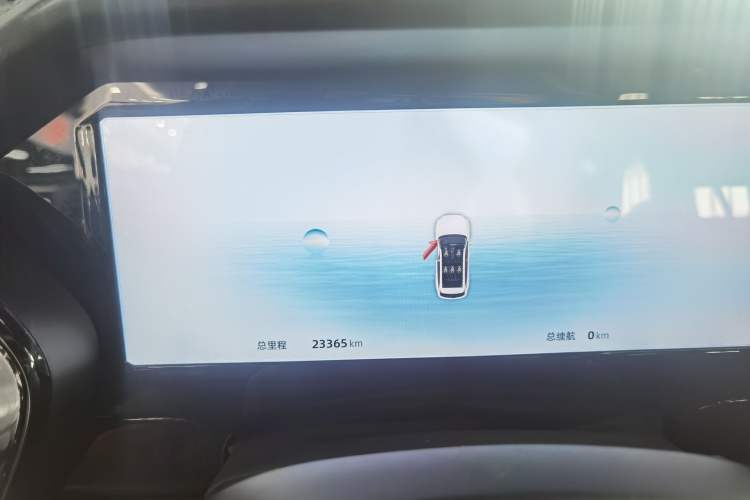 Used Geely Auto Monjaro L 2024 2.0TD DCT EVO Two-Wheel Drive Long-Range Version Odometer Close Up