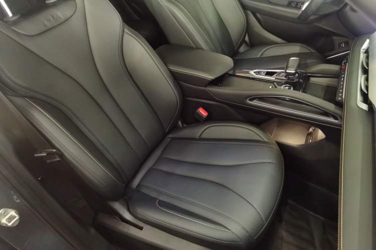 Used Geely Auto Monjaro L 2024 2.0TD DCT EVO Two-Wheel Drive Long-Range Version Right Front Seat
